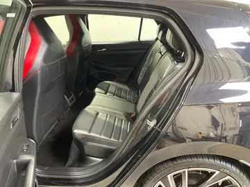 2022 Volkswagen Golf GTI - image 15