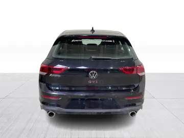2022 Volkswagen Golf GTI - image 12