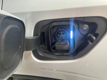 2023 Polestar 2 - image 22