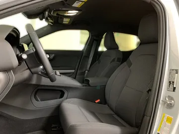 2024 Polestar 2 - image 3