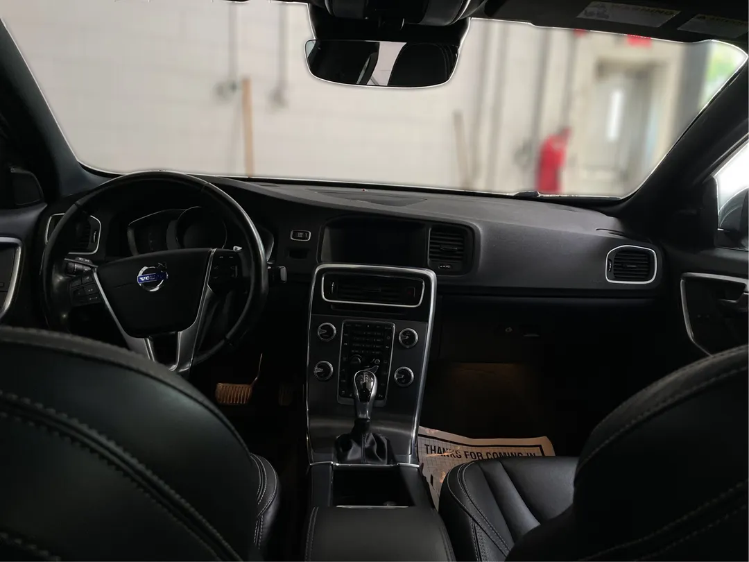 2016 Volvo S60 — photo 4