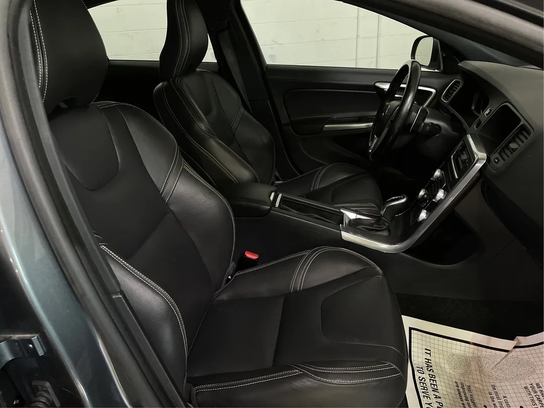2016 Volvo S60 — photo 3
