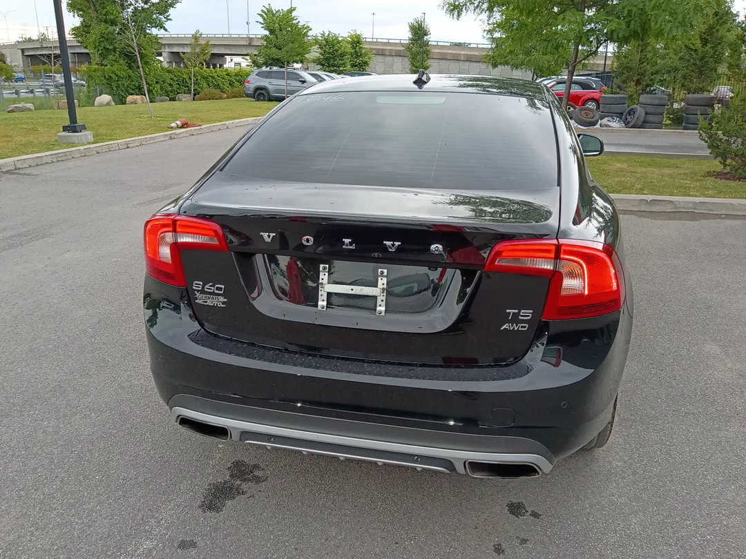 2016 Volvo S60 — photo 5