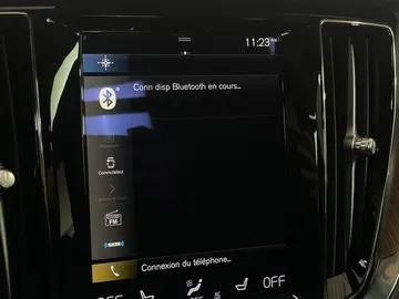 2021 Volvo V60 - image 29