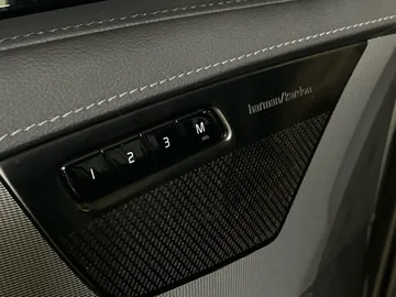 2023 Volvo XC90 - image 21