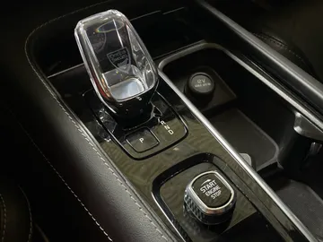 2023 Volvo XC90 - image 35