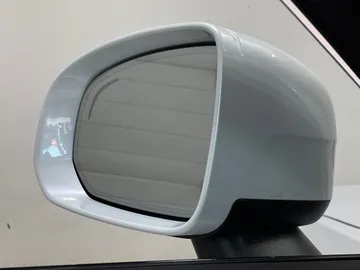 2018 Volvo V90 Cross Country - image 20