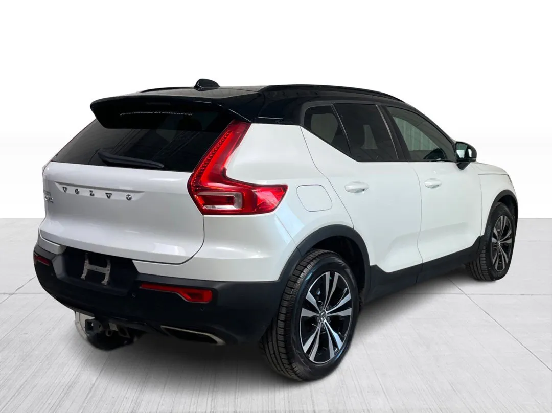 2020 Volvo XC40 — photo 7