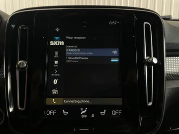 2020 Volvo XC40 - image 33