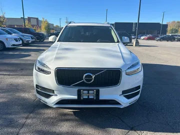 2018 Volvo XC90 - image 2
