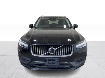 2022 Volvo XC90 - image 9