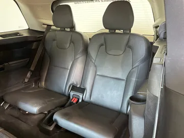 2022 Volvo XC90 - image 35