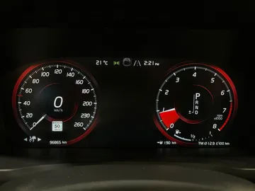 2022 Volvo XC90 - image 19