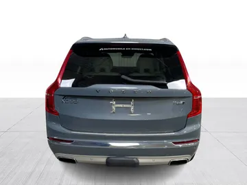 2020 Volvo XC90 - image 12