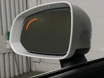 2022 Volvo XC90 - image 24