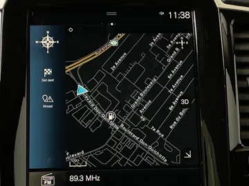2022 Volvo XC90 - image 32