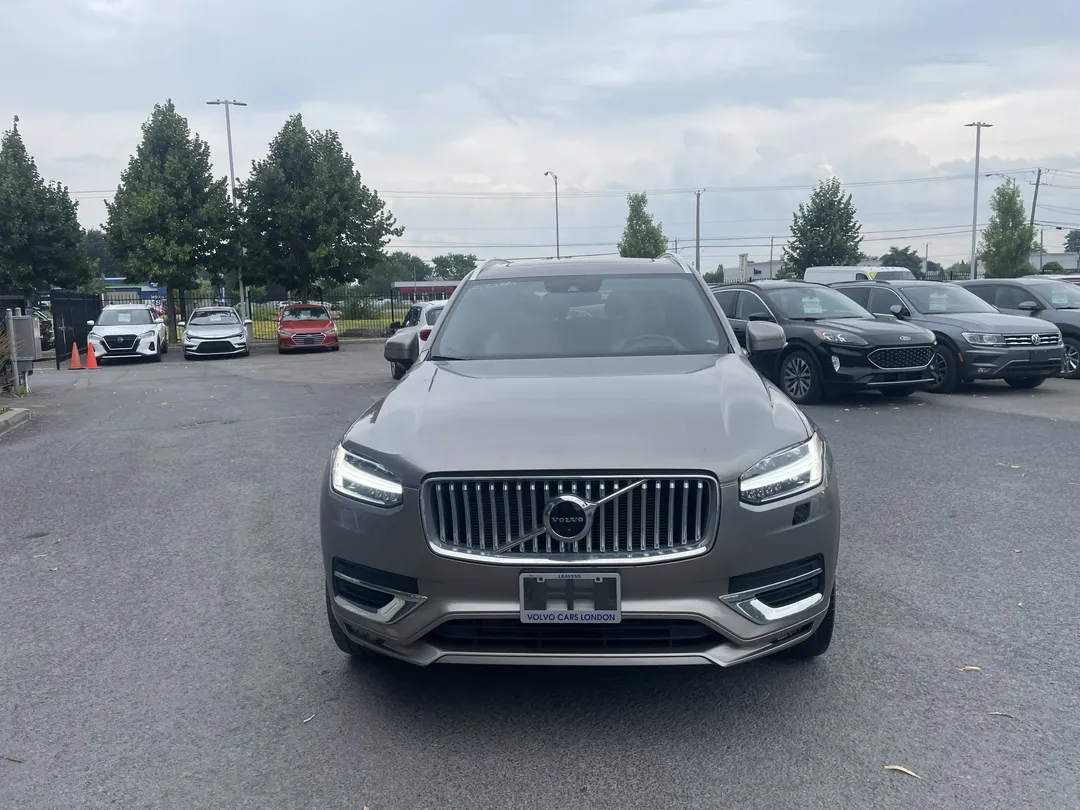 2022 Volvo XC90 — photo 2