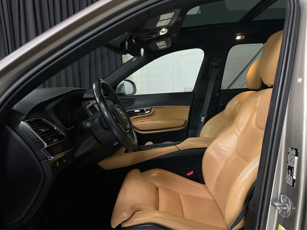2022 Volvo XC90 for sale - photo 3