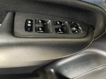 2018 Volvo XC90 - image 31