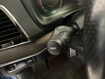 2018 Volvo XC90 - image 19