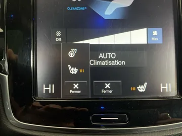 2018 Volvo XC90 - image 33