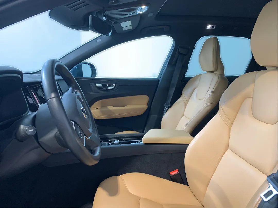 2019 Volvo XC60 for sale - photo 3