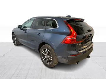 2019 Volvo XC60 - image 12
