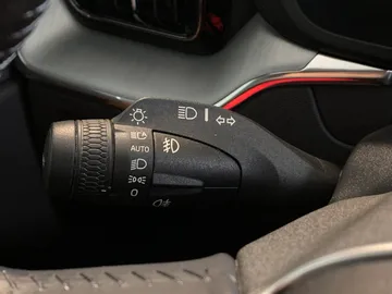 2019 Volvo XC60 - image 20
