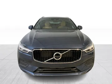 2019 Volvo XC60 - image 9