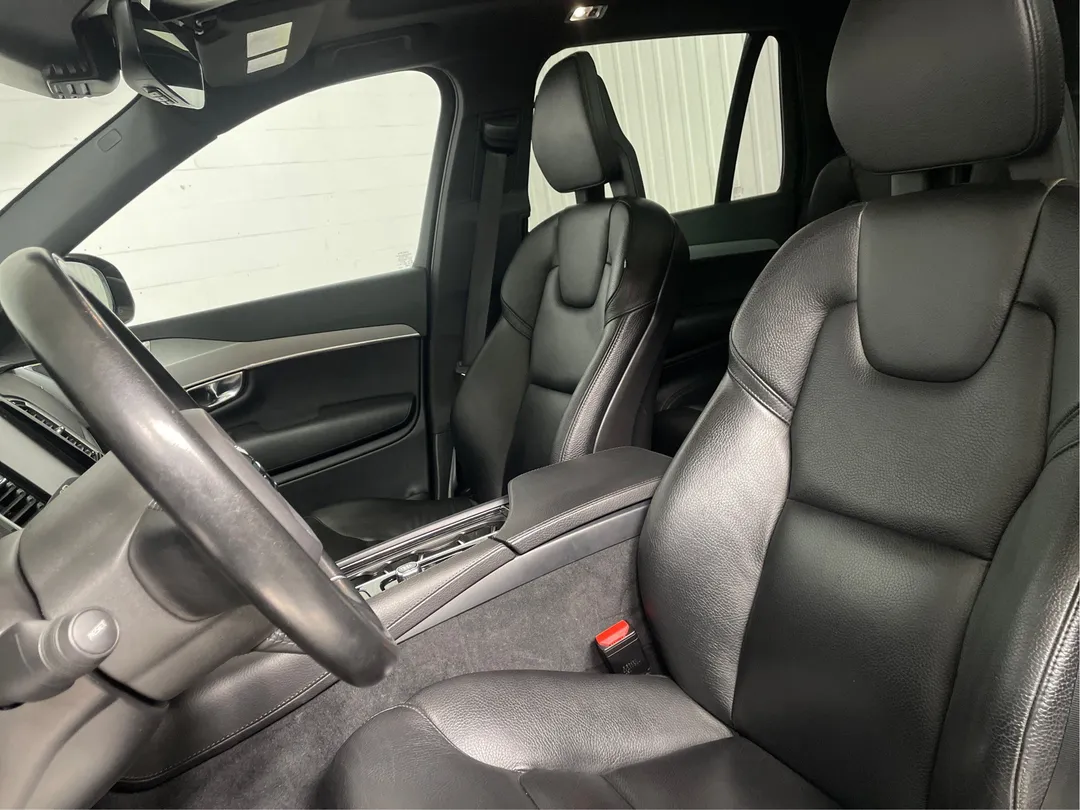 2020 Volvo XC90 — photo 3