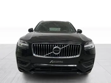 2020 Volvo XC90 - image 9