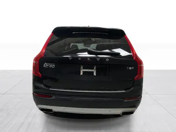 2020 Volvo XC90 - image 13
