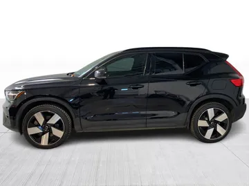 2023 Volvo XC40 Recharge Pure Electric - image 9
