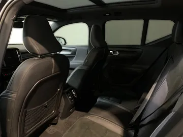 2023 Volvo XC40 Recharge Pure Electric - image 14