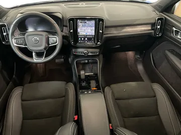 2023 Volvo XC40 Recharge Pure Electric - image 15