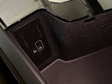 2022 Volvo XC90 Recharge - image 34