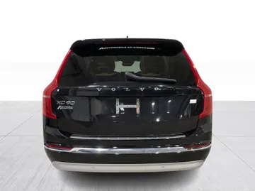 2022 Volvo XC90 Recharge - image 8