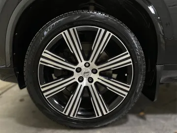 2022 Volvo XC90 Recharge - image 18