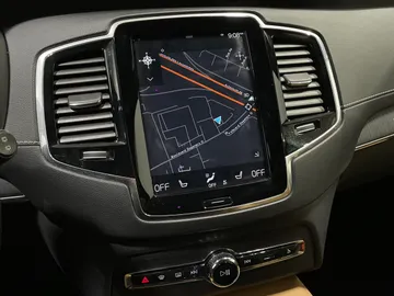 2022 Volvo XC90 Recharge - image 23