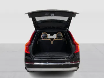 2022 Volvo XC90 Recharge - image 13