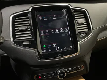 2022 Volvo XC90 Recharge - image 32