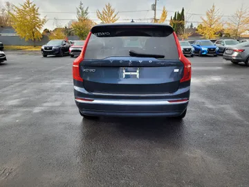 2023 Volvo XC90 Recharge - image 6