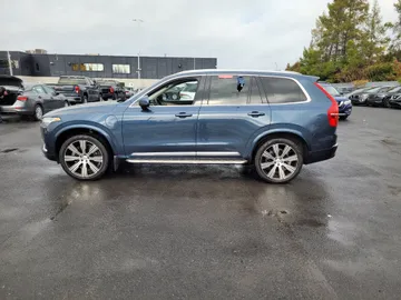 2023 Volvo XC90 Recharge - image 4