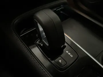 2022 Volvo XC90 Recharge - image 31