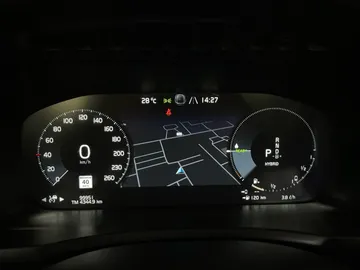 2022 Volvo XC90 Recharge - image 16