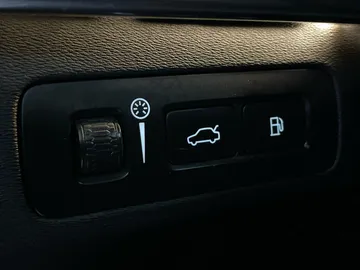 2022 Volvo XC90 Recharge - image 33
