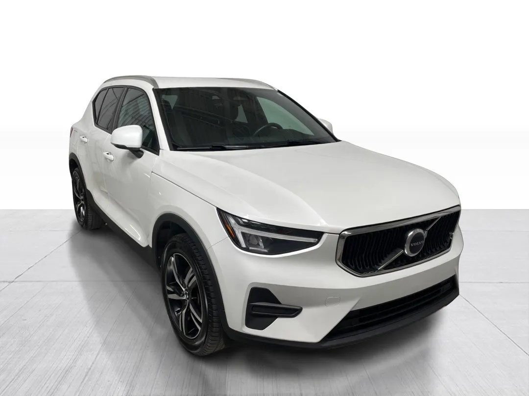 2023 Volvo XC40