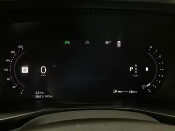 2023 Volvo XC40 - image 18