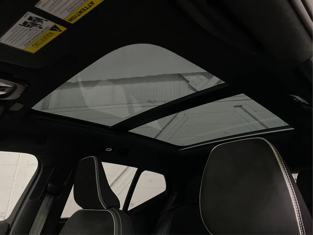 2023 Volvo XC40 — photo 5