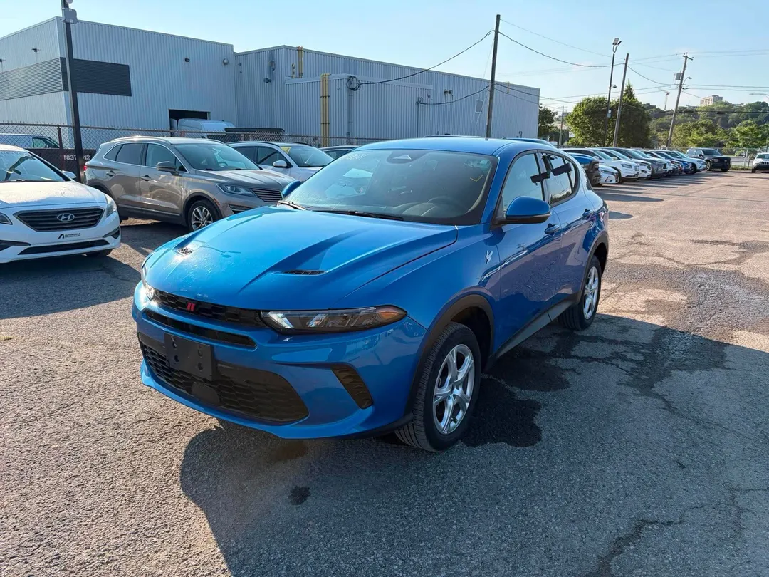 2023 Dodge Hornet — photo 3